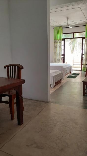 Akurala Beach Boutique Resort Extérieur photo
